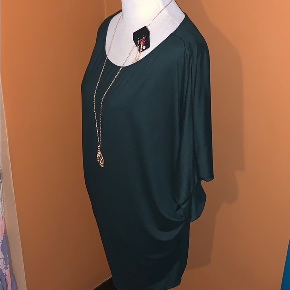 1/2 sleeve Tunic - Picture 2 of 3